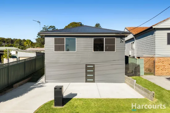 Smartly renovated two bedder with dual street access and walkable location