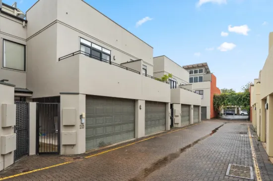 Stylish City Living with Rooftop Entertaining in Prime Adelaide Location