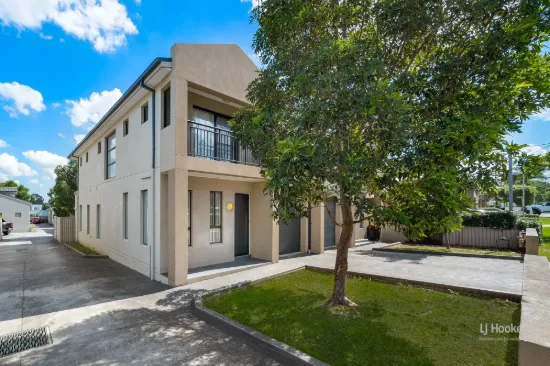 Contemporary Living in an Exclusive Collection of 9 Townhouses