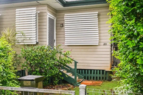 Great First Home or Investment - Solid Buying in Newtown