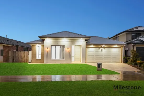 North Facing Ultimate Family Living: Where Space, Quality, and Location Merge Perfectly!