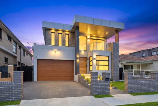 Grand Architectural Luxury Home in One of Auburn's Most Desirable Streets!!