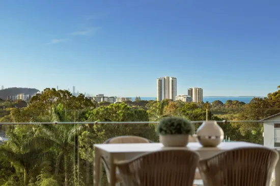Private Currumbin retreat with stunning elevated views
