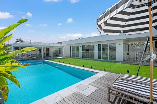 Beautifully Renovated Coastal Home Just 500m from the Beach