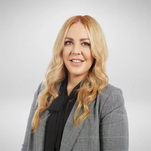 Michelle Hubbard - Real Estate Agent at Cayzer Real Estate  - Albert Park