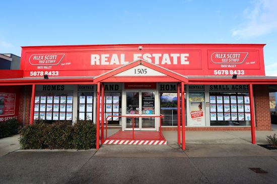 Alex Scott & Staff - Bass Valley - Real Estate Agency