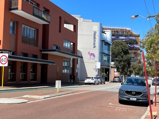 Realmark Urban - LEEDERVILLE - Real Estate Agency
