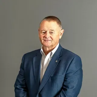 Glenn Young - Real Estate Agent