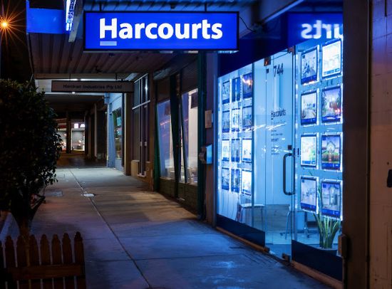 Harcourts  Settle - Real Estate Agency