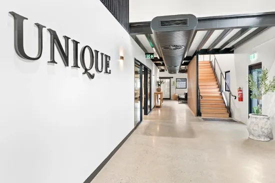 Unique Property Sales - Bungalow - Real Estate Agency