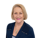 Gill Vivian - Real Estate Agent From - Vivian's Real Estate - MOSMAN PARK