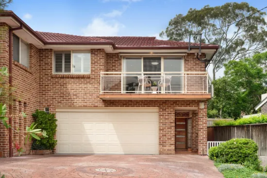 Stunning Torrens Title Family Residence in a Prime Waterside Location