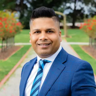 Sunny  Shah - Real Estate Agent