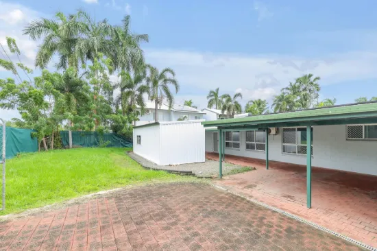 INVESTMENT SECURITY & FAMILY COMFORT IN POPULAR BAKEWELL