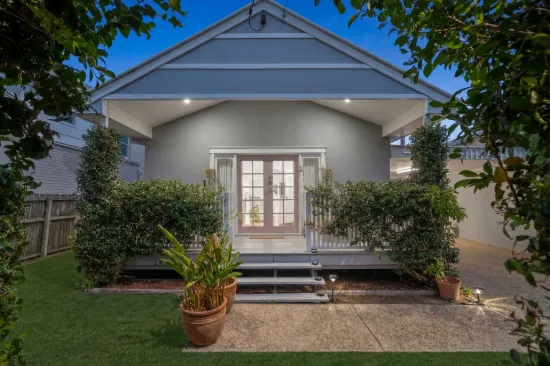 PICTURESQUE COASTAL LIVING IN SCARBOROUGH'S MOST SOUGHT-AFTER POCKET
