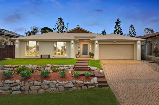 Exquisite Low-Set Residence Designed for Modern Family Living!