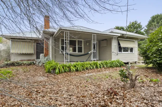 Shelton Cottage