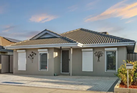 Elegant design and effortless living in parkside crescent