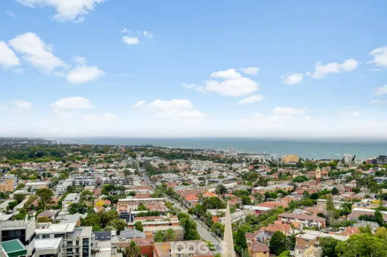 Jaw Dropping Panoramic Bay Views In Large 1 Bed + Study