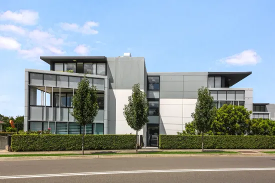 North Faced Two Bedrooms Apartment in Eastwood Complex