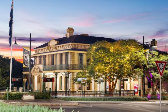 Gilbert and Younan - CAMDEN - Real Estate Agency