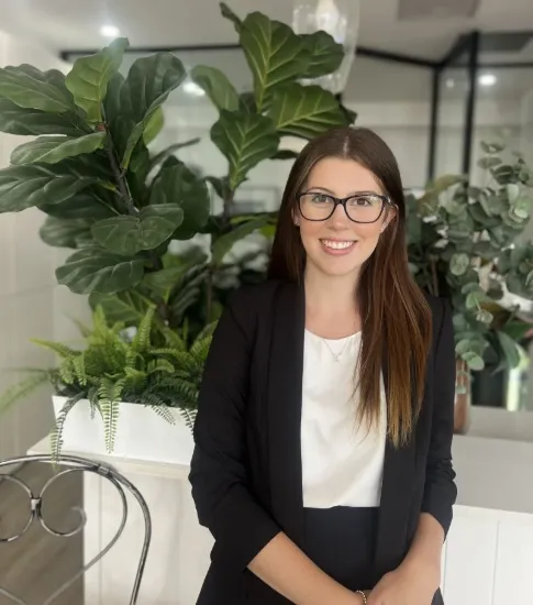 Kate McDonald - Real Estate Agent at Select Property Sydney