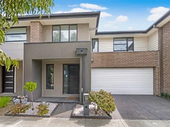 Stunning Selandra Rise Estate Residence