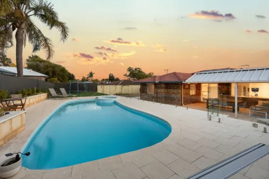 The Perfect Entertainer — Edgewater Living at Its Finest