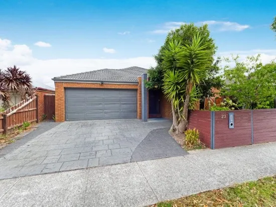 Freshly Updated Family Oasis in Brookland Greens Estate