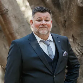Wade Stuart - Real Estate Agent
