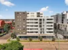 Inward-Facing, Designer 3 bed apartment + study