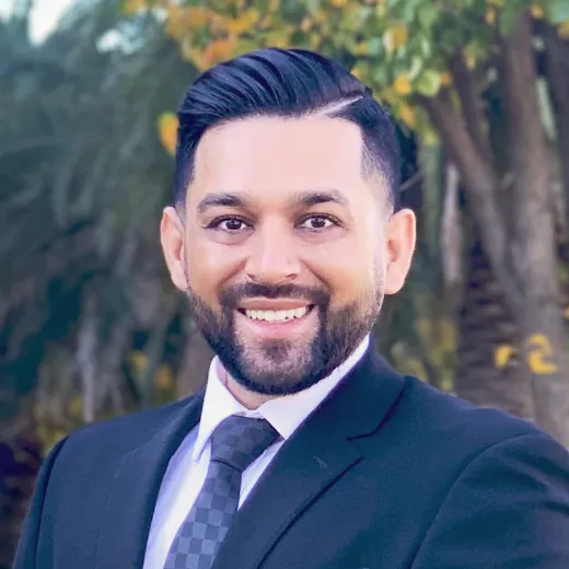 Ahsan Amer Butt - Real Estate Agent at Ray White - Everest Group