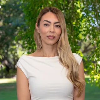 Dee Steimanis - Real Estate Agent