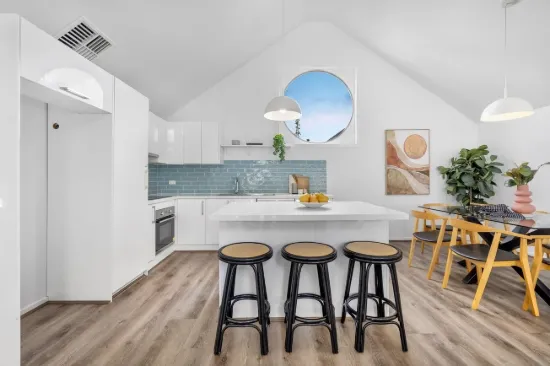 UNIQUE LIFESTYLE OPPORTUNITY