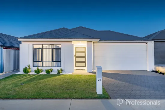 Luxury Living with a Heated Pool in the Heart of Alkimos
