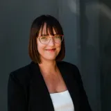 Anna Roberts - Real Estate Agent From - Raine & Horne - Wynnum / Manly 
