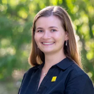 Jess Macrone - Real Estate Agent
