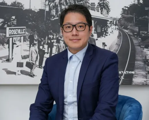 Joe (Xin) Zhou - Real Estate Agent at Stone Real Estate - Roseville/Willoughby
