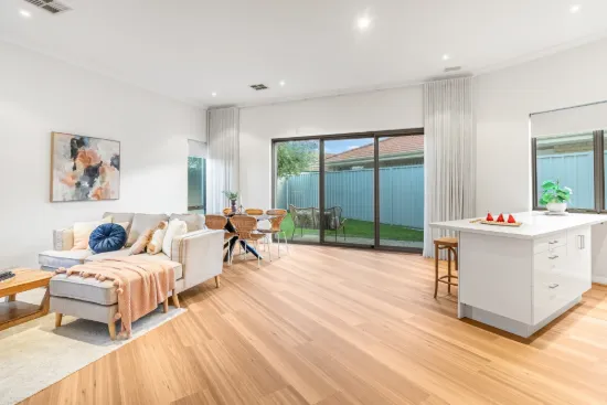 Contemporary Parkside Living - in the Heartbeat of Morley