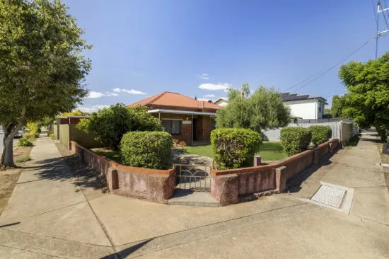 Original '50s Home On A Big Corner Block With Epic Potential! 