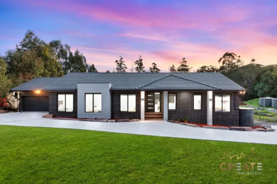 A TRANQUIL ESCAPE IN MEADOW VIEWS ESTATE - KINGLAKE