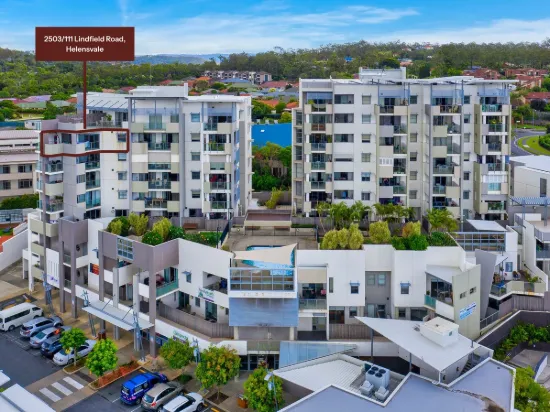 Spacious 3-Bedroom Apartment in Central Helensvale  Huge Balcony & Prime Locati