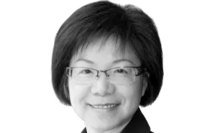 Tina Lee - Real Estate Agent