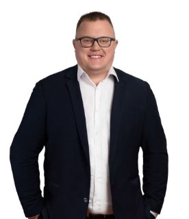 Michael Jones - Real Estate Agent