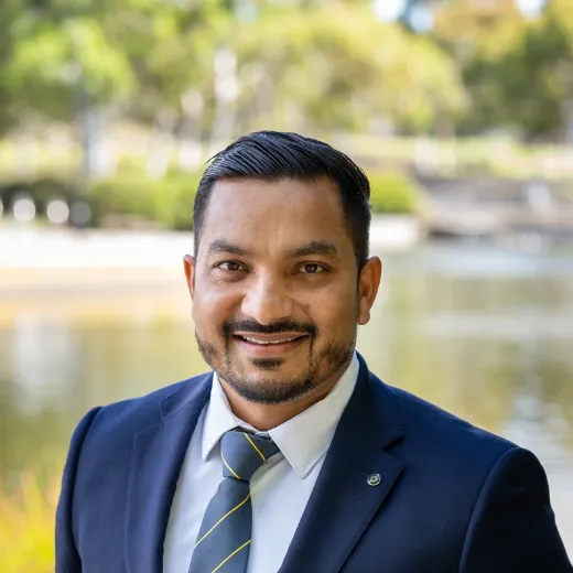 Vinny Singh - Real Estate Agent at Ray White - Craigieburn