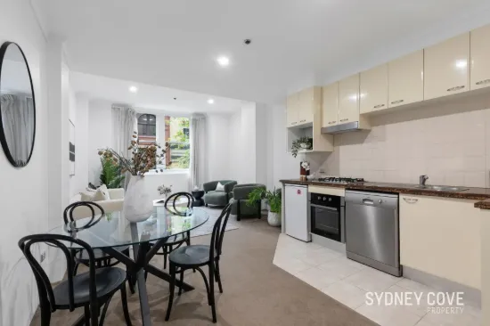 EXECUTIVE ONE BEDROOM APARTMENT IN PRIME CBD LOCATION  WINDSOR ON KENT