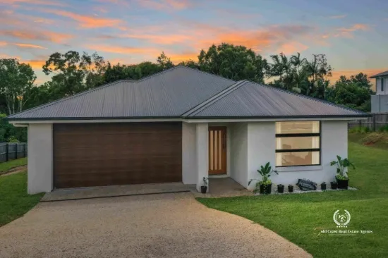 4 Bedroom Home with Side Access and Solar