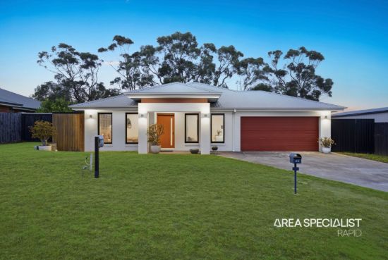 The Ultimate Entertainer – Family Spacious Design layout with Stunning Poolside Appeal