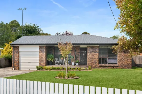 A Moss Vale Gem With Everything at Your Doorstep