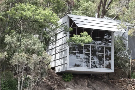 Architectural Waterfront Retreat – Marramarra Shack